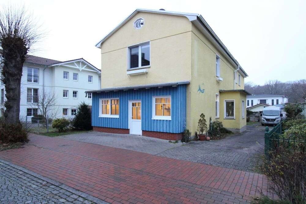 Thumbnail-Haus zum Kaufen in Graal-Müritz 589.000,00 € 220 m²