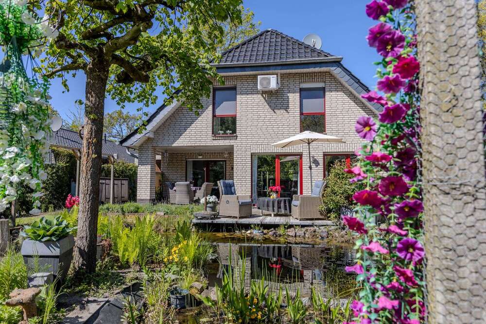 Thumbnail-Haus zum Kaufen in Emmerich am Rhein 649.000,00 € 183 m²