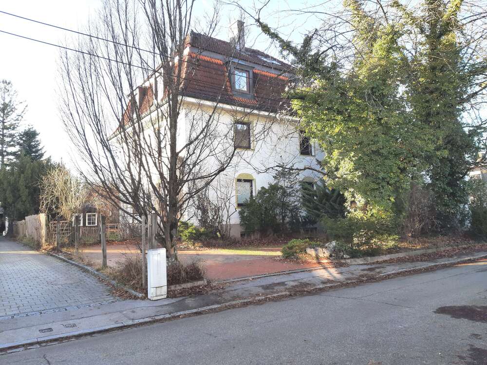 Thumbnail-Grundstück zu verkaufen in München 2.150.000,00 € 1070 m²