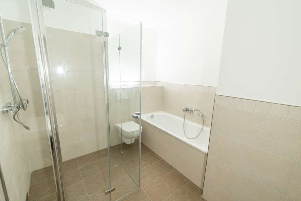 Thumbnail-Wohnung zum Mieten in Frankfurt (Oder) 1.486,55 € 114.35 m²