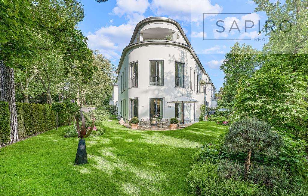 Thumbnail-Haus zum Kaufen in Berlin 7.300.000,00 € 384 m²