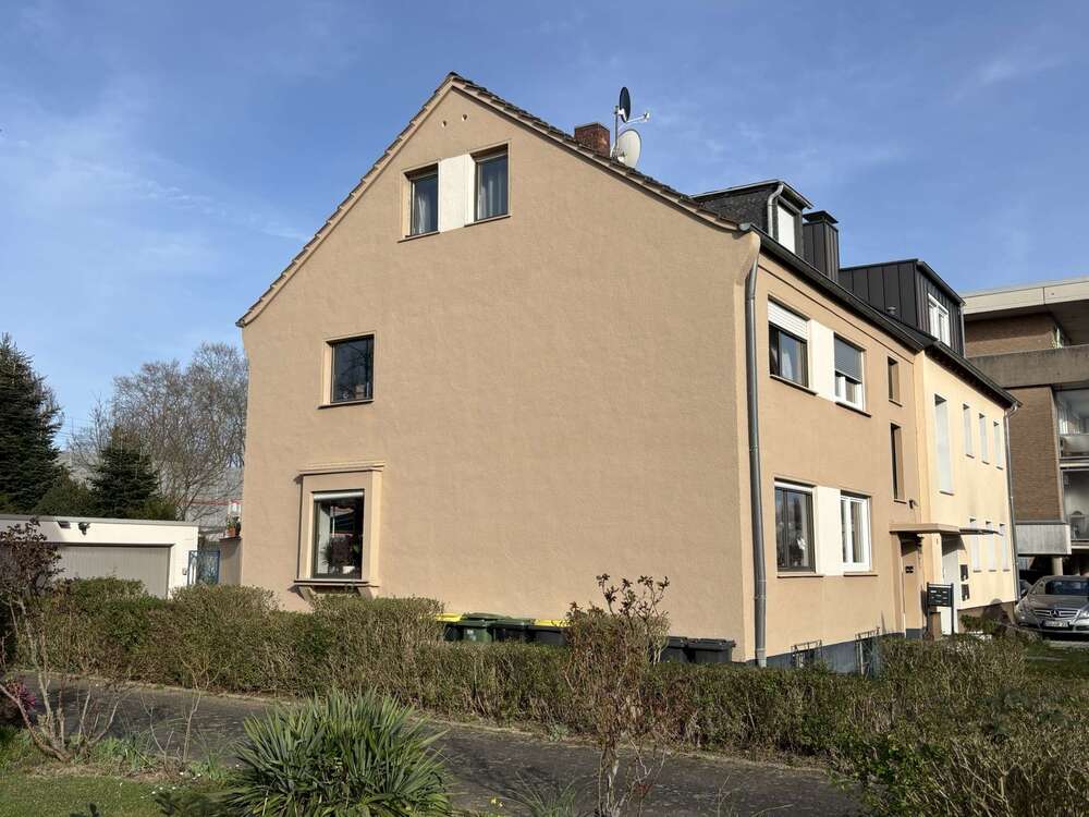 Thumbnail-Haus zum Kaufen in Troisdorf 640.000,00 € 183 m²