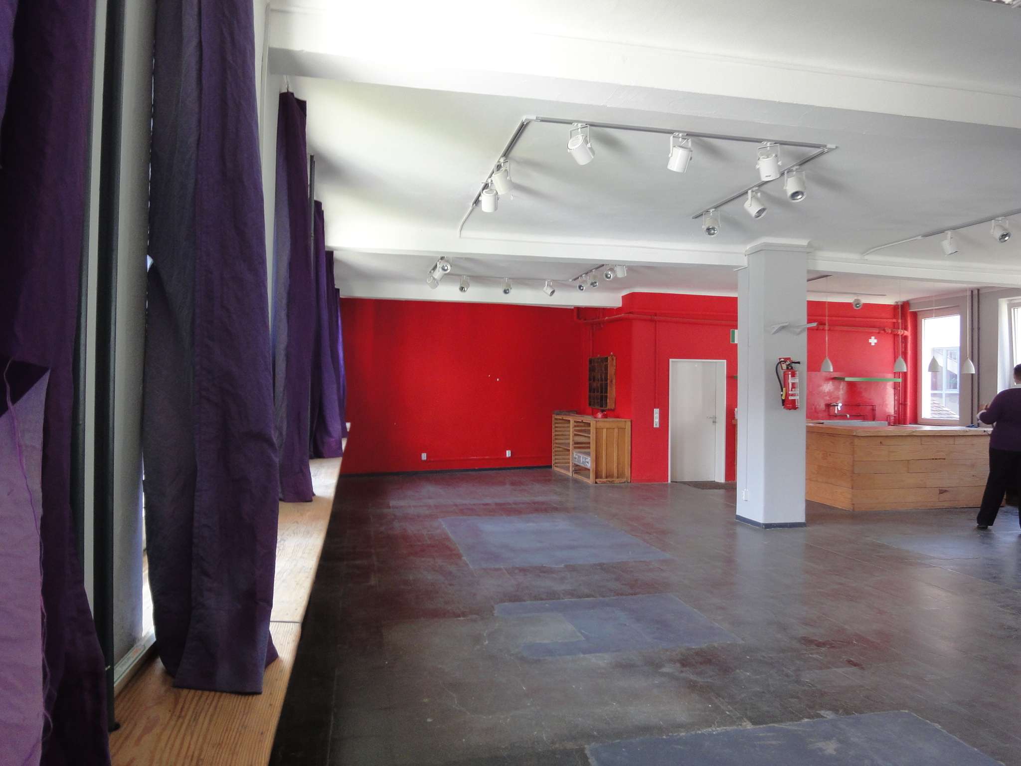 Thumbnail-Halle in Heppenheim 1.200,00 € 142 m²