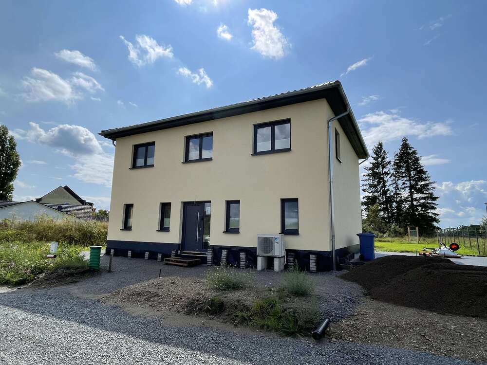 Thumbnail-Grundstück zu verkaufen in Bernburg 81.510,00 € 741 m²