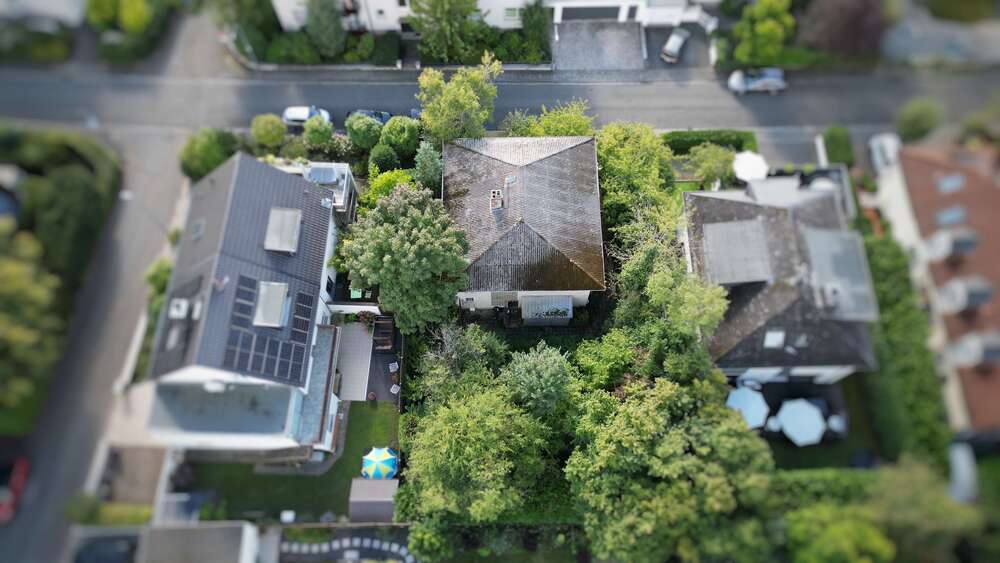 Thumbnail-Haus zum Kaufen in Wiesbaden 1.050.000,00 € 193 m²