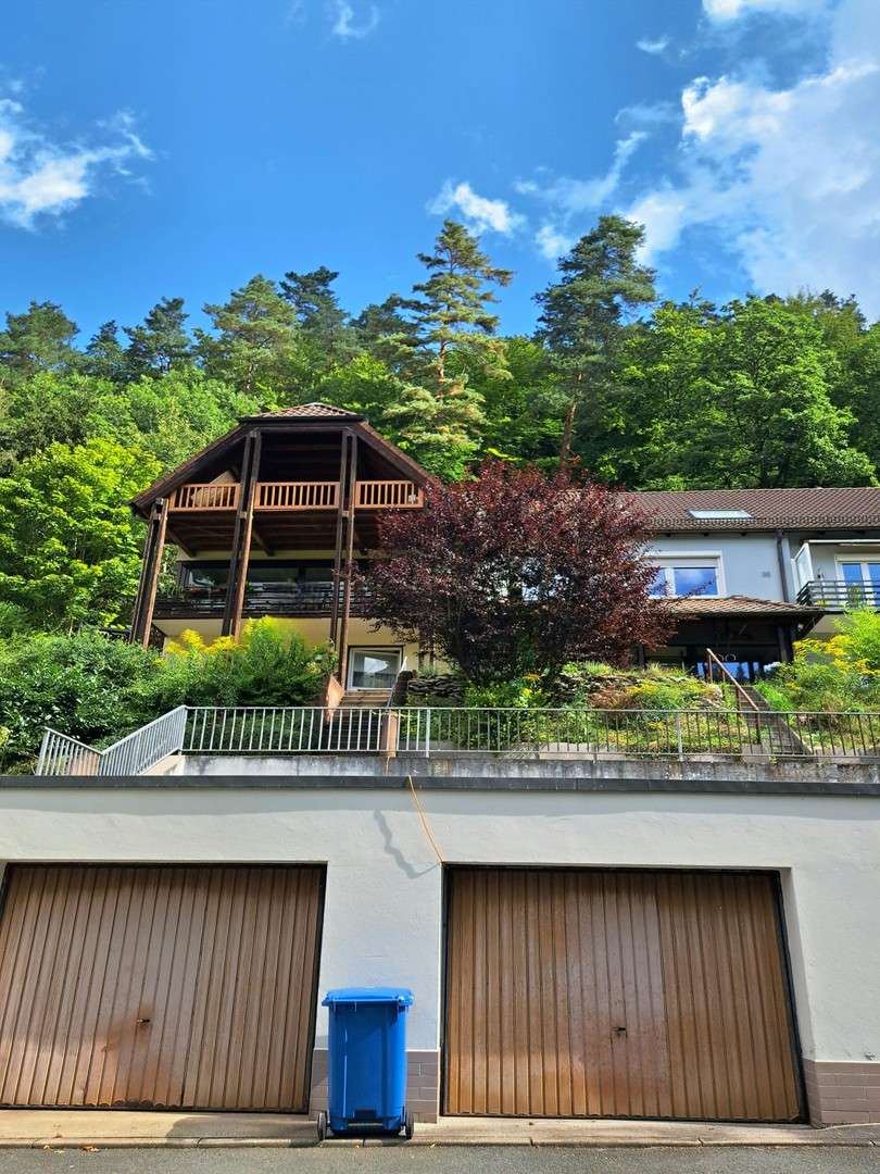 Thumbnail-Haus zum Kaufen in Kulmbach 295.000,00 € 232 m²