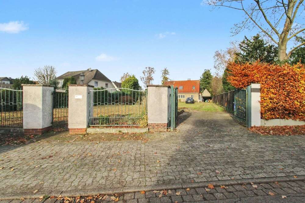 Thumbnail-Grundstück zu verkaufen in Burgwedel 599.000,00 € 1303.12 m²
