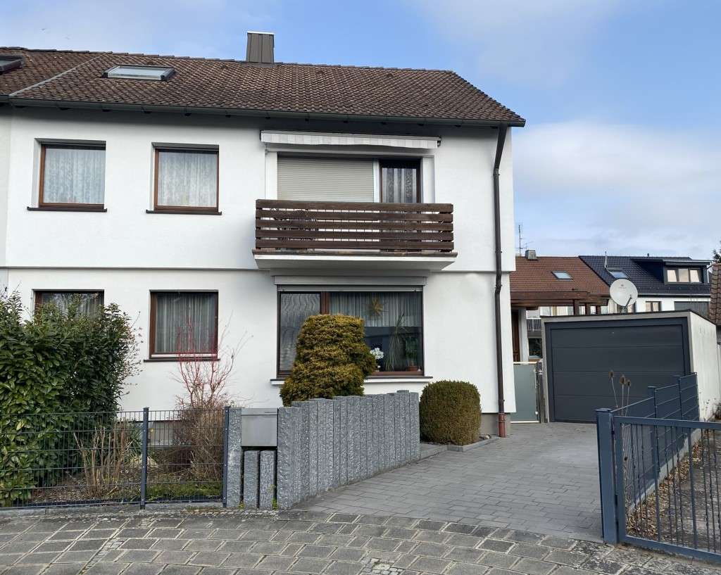 Thumbnail-Wohnung zum Kaufen in Nürnberg 319.000,00 € 101 m²