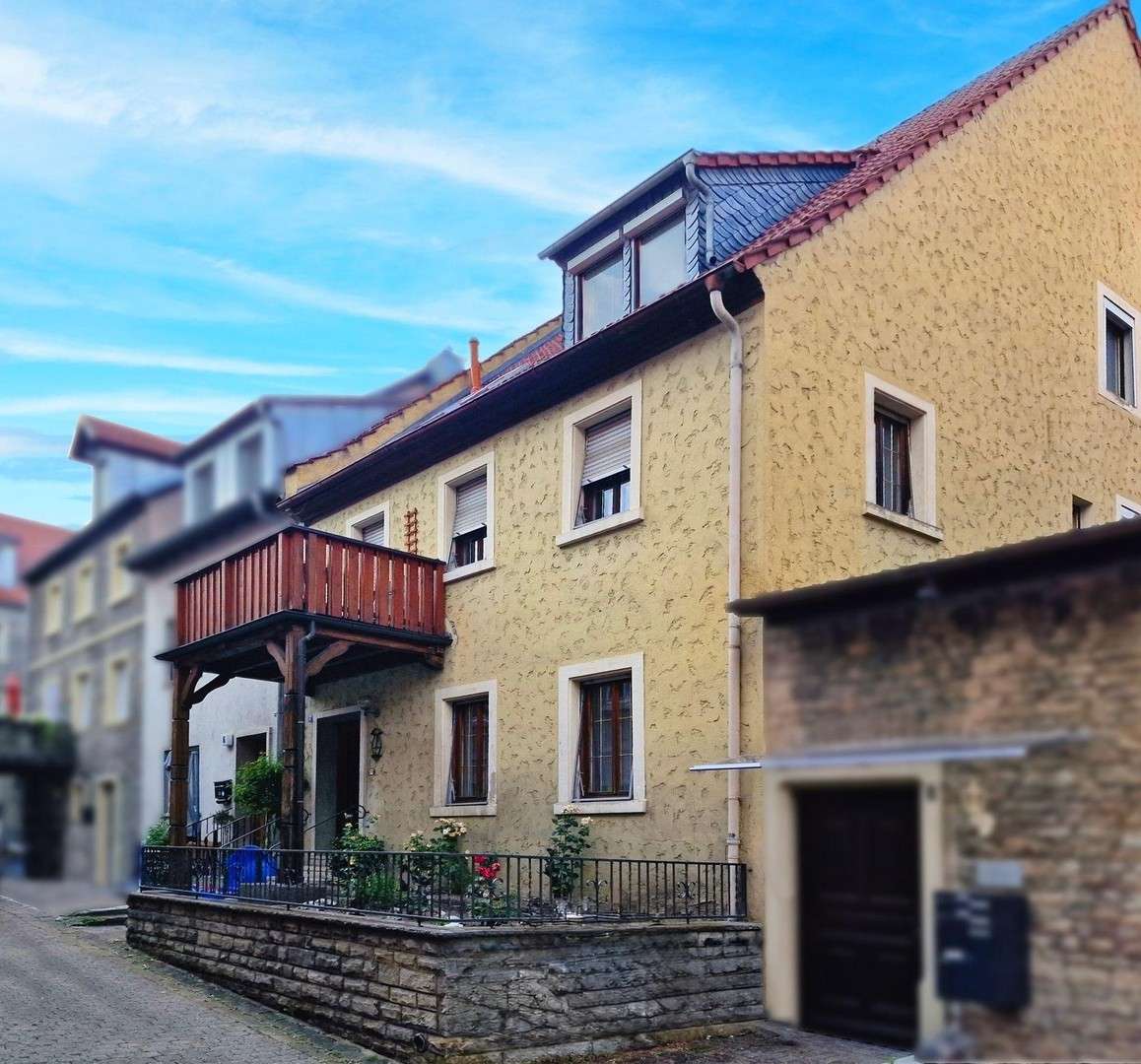 Thumbnail-Haus zum Kaufen in Dettelbach 279.000,00 € 191 m²