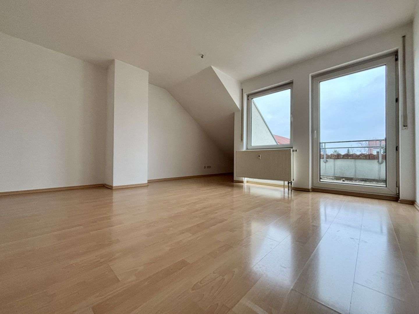 Thumbnail-Wohnung zum Kaufen in Leipzig 180.000,00 € 95 m²