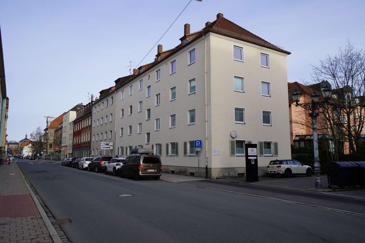 Thumbnail-Wohnung zum Kaufen in Erlangen 320.000,00 € 68 m²