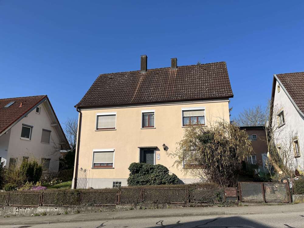 Thumbnail-Haus zum Kaufen in Ellwangen 195.000,00 € 130 m²