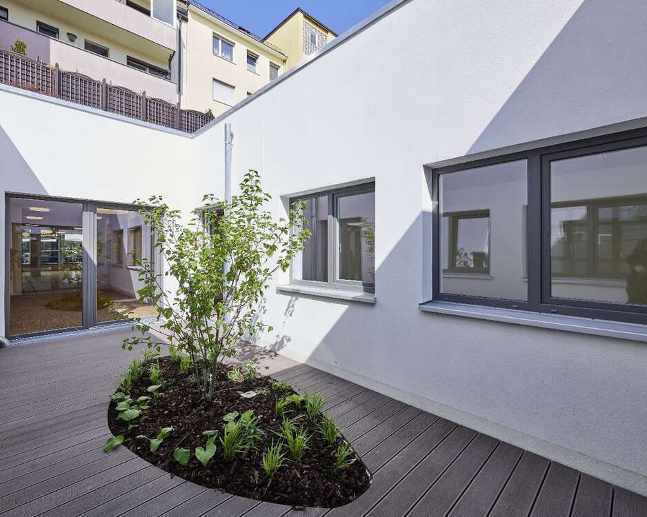 Thumbnail-Haus zum Kaufen in Nürnberg 2.900.000,00 € 1306 m²