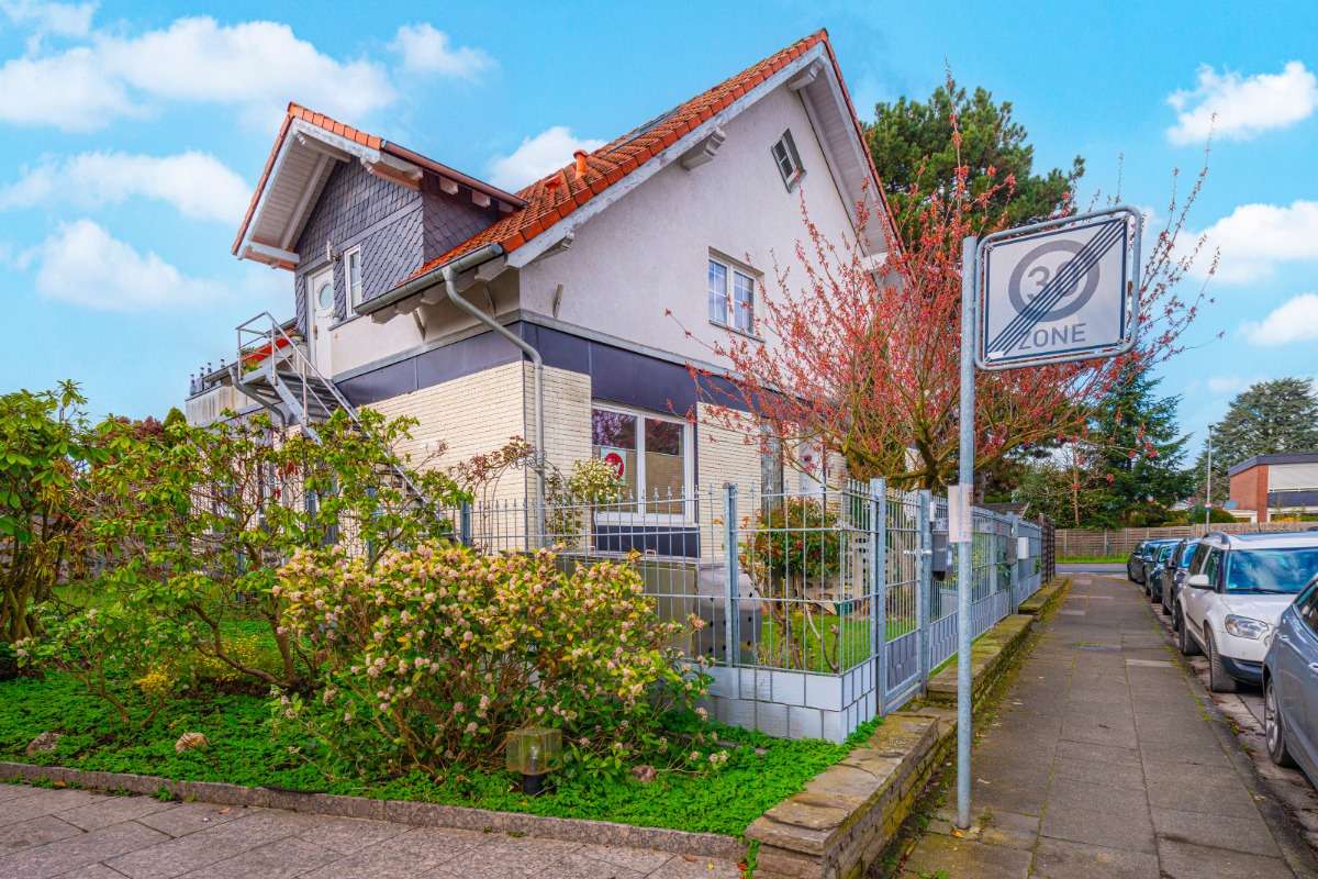Thumbnail-Haus zum Kaufen in Monheim am Rhein 895.000,00 € 322 m²