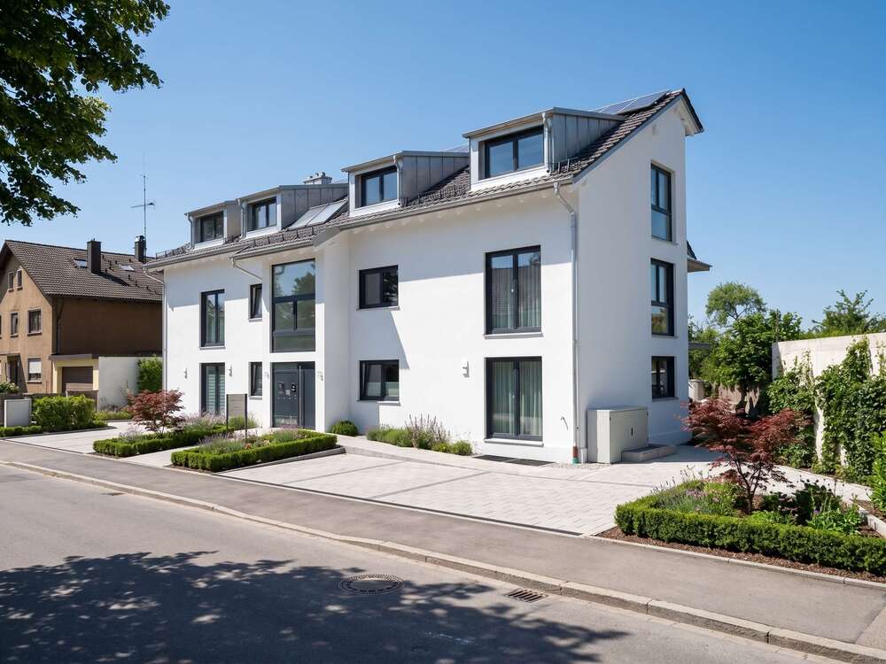 Thumbnail-Wohnung zum Kaufen in München 999.000,00 € 120.89 m²