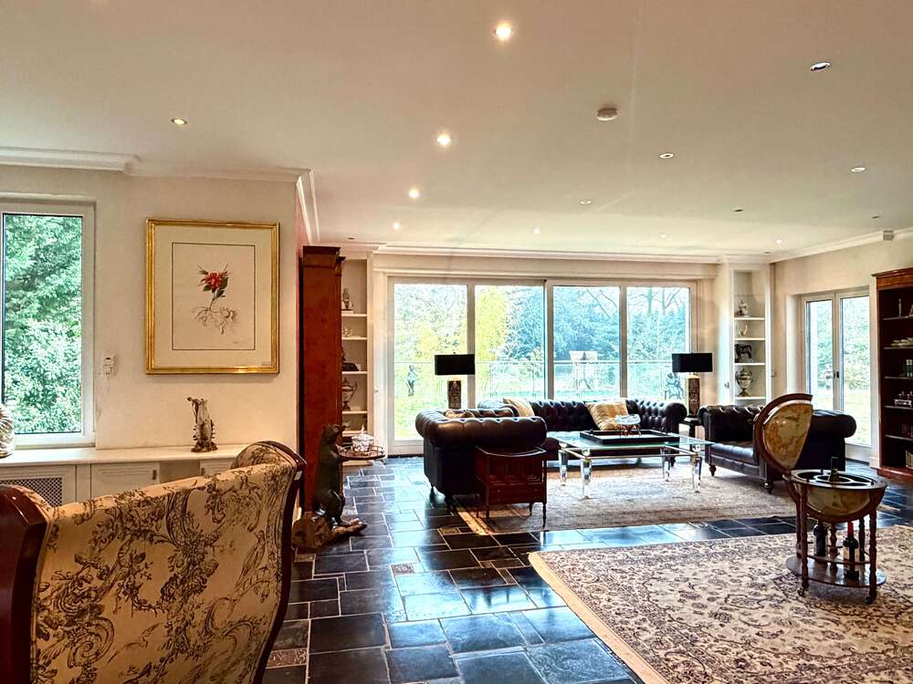 Thumbnail-Haus zum Kaufen in Krefeld 2.299.000,00 € 586 m²