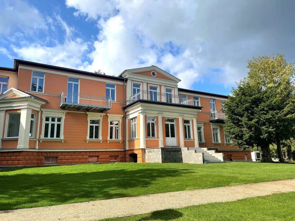 Thumbnail-Wohnung zum Mieten in Schwerin 1.475,00 € 137 m²