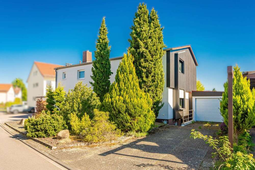 Thumbnail-Haus zum Kaufen in Eggenstein-Leopoldshafen 749.000,00 € 198 m²