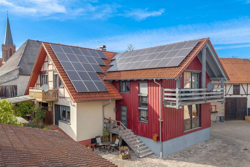 Thumbnail-Haus zum Kaufen in Buchen (Odenwald) 399.000,00 € 232 m²