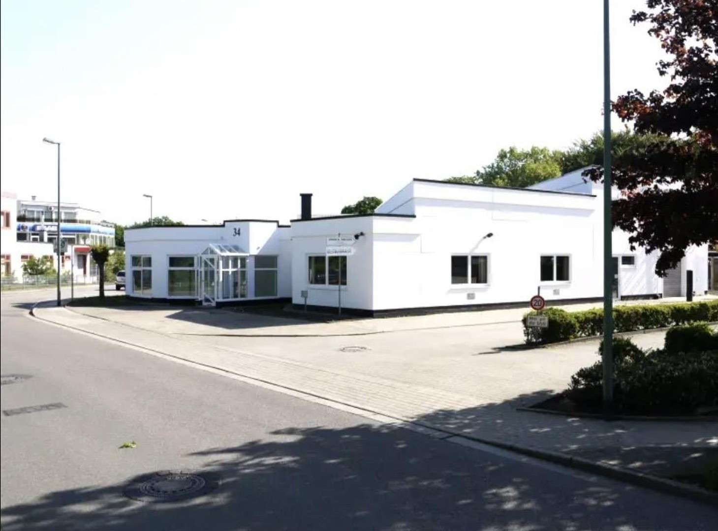 Thumbnail-Halle in Essen 7.900,00 € 496 m²