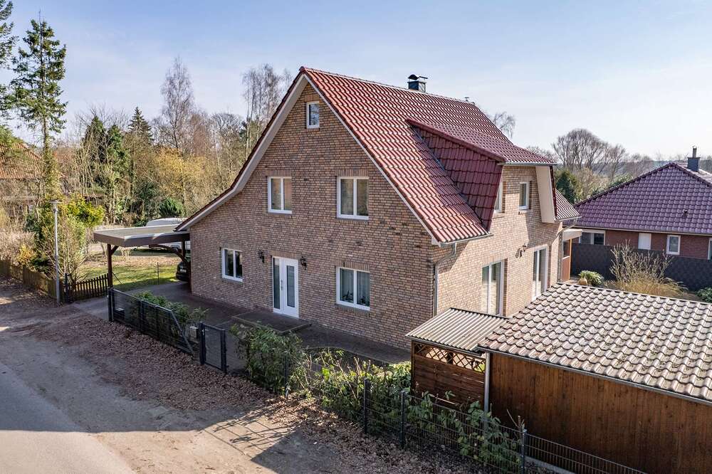 Thumbnail-Haus zum Kaufen in Adendorf 749.000,00 € 183 m²