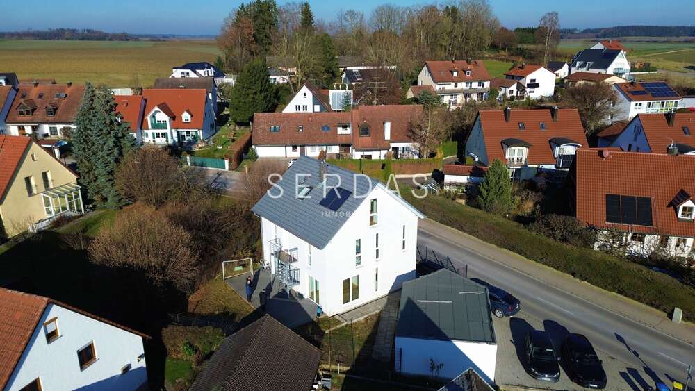 Thumbnail-Haus zum Kaufen in Röhrmoos 1.199.000,00 € 189 m²