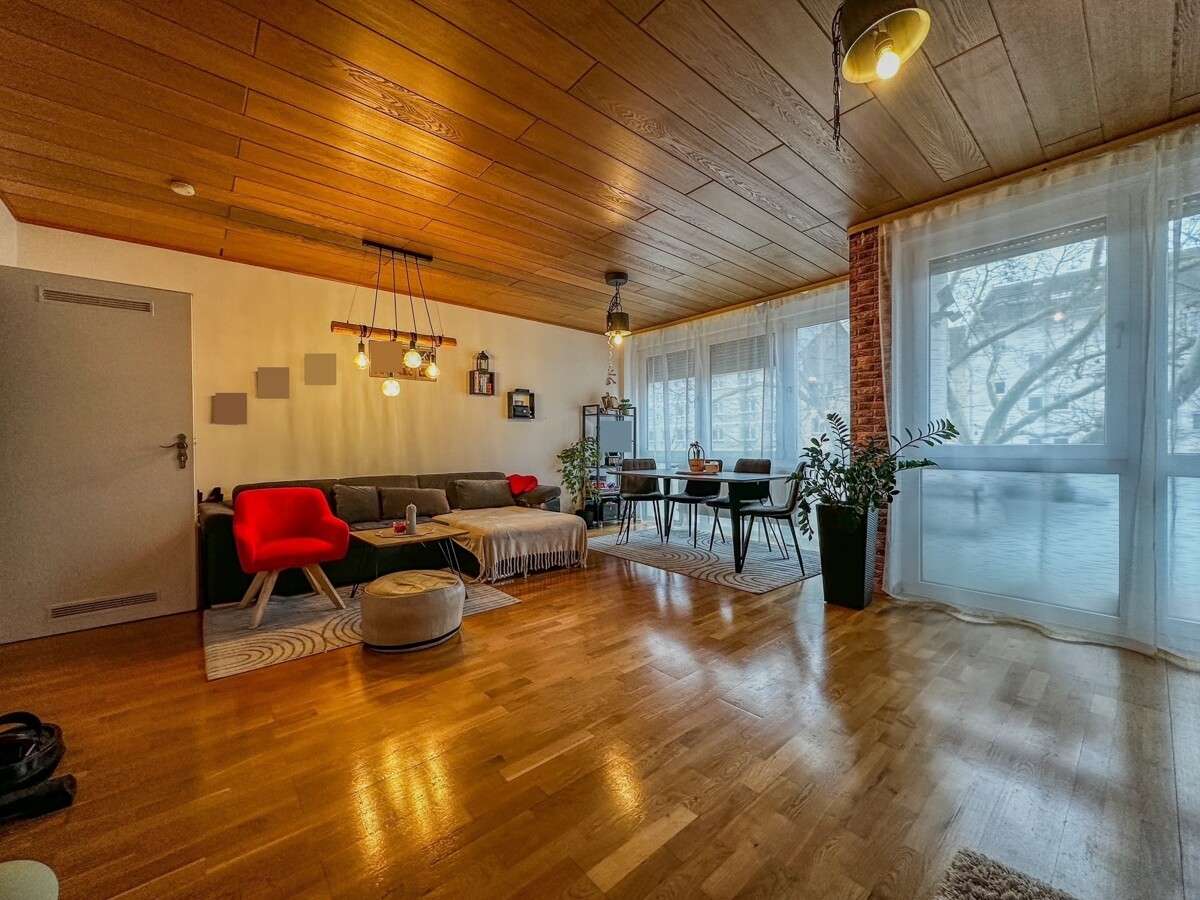 Thumbnail-Wohnung zum Kaufen in Karlsruhe Mühlburg 294.000,00 € 77.49 m²