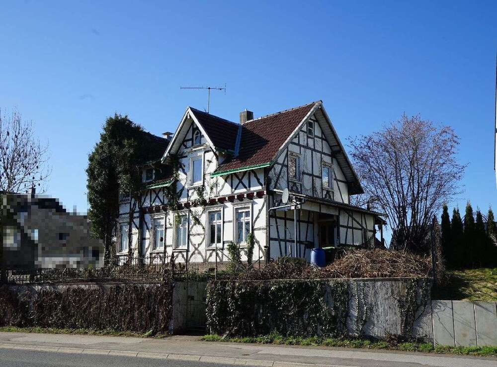 Thumbnail-Haus zum Kaufen in Odenthal 115.000,00 € 140 m²