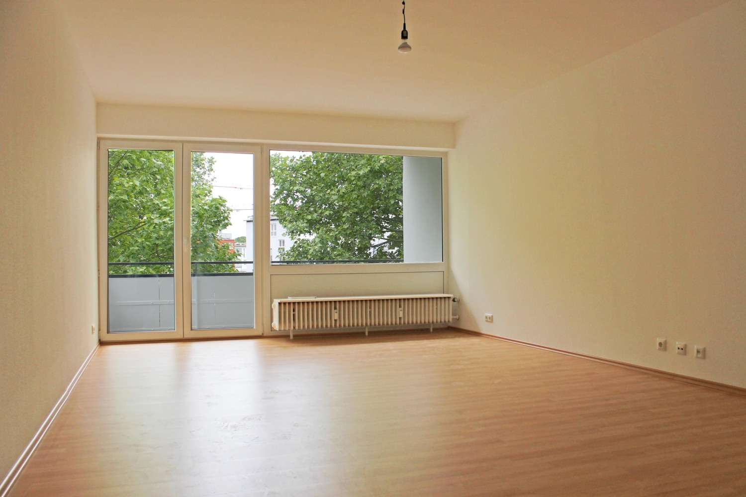 Thumbnail-Wohnung zum Mieten in Wiesbaden 1.100,00 € 88 m²