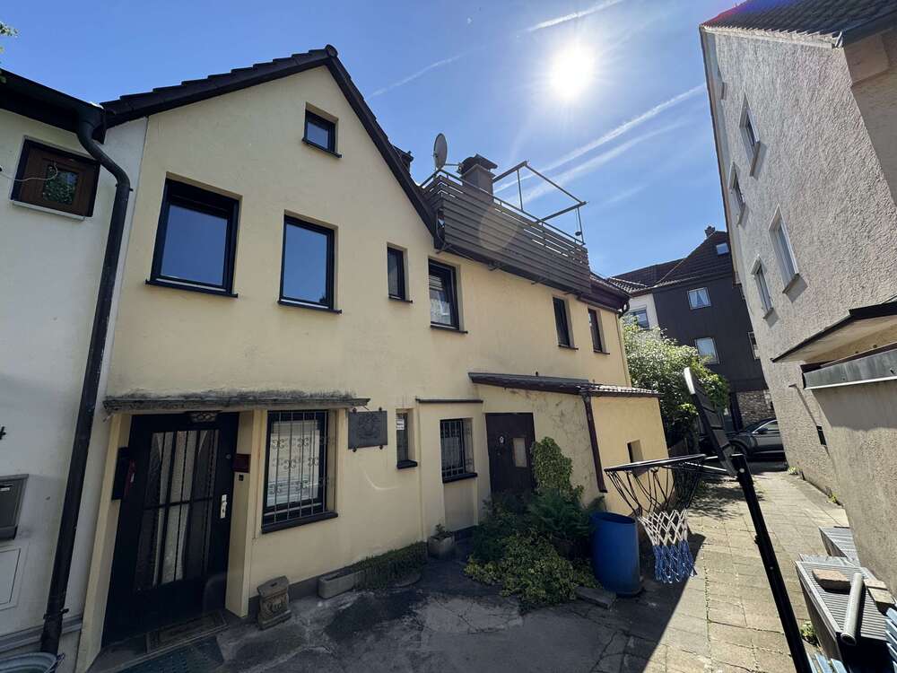 Thumbnail-Haus zum Mieten in Stuttgart 1.650,00 € 112 m²