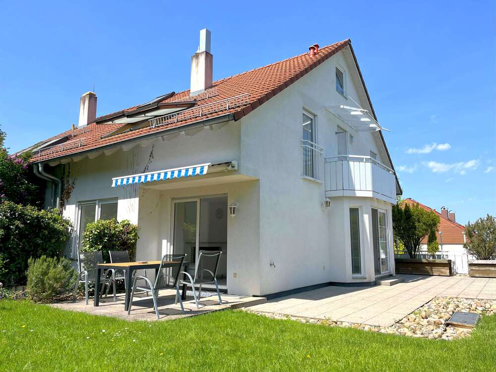 Thumbnail-Haus zum Kaufen in Böblingen 895.000,00 € 170 m²