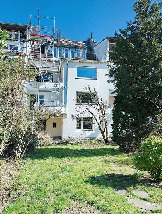 Thumbnail-Haus zum Kaufen in Düsseldorf 1.100.000,00 € 299 m²