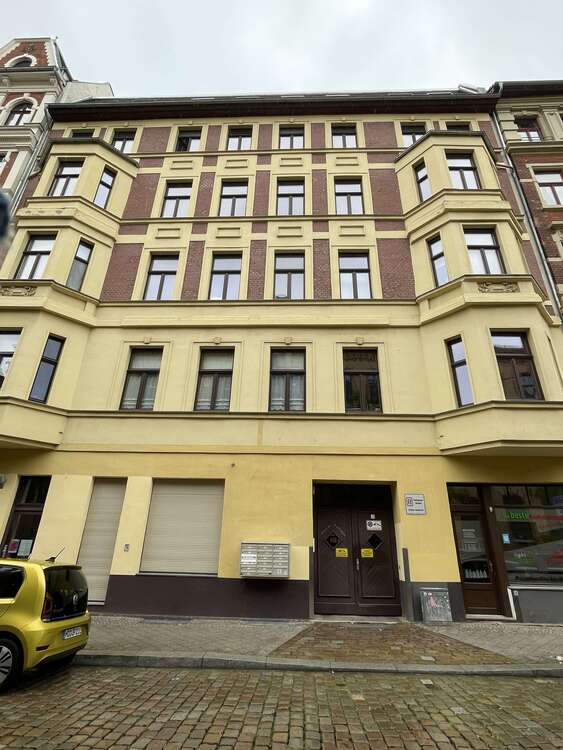 Thumbnail-Wohnung zum Kaufen in Magdeburg 190.000,00 € 87 m²