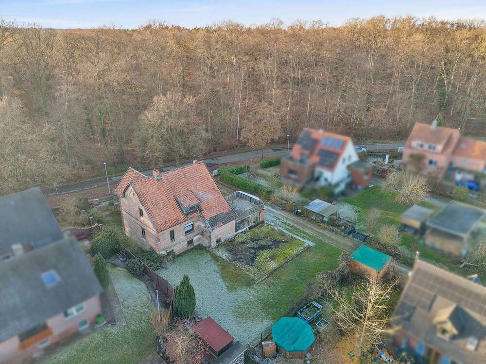 Thumbnail-Grundstück zu verkaufen in Lehrte 229.000,00 € 871 m²