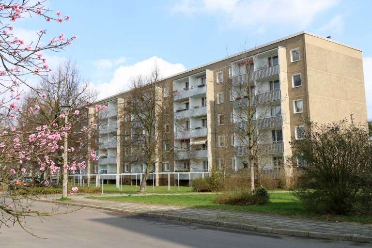 Thumbnail-Wohnung zum Mieten in Hoyerswerda 273,00 € 48.62 m²