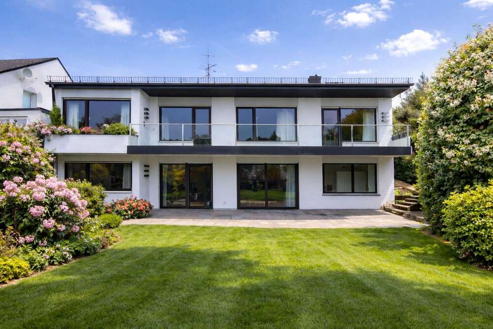 Thumbnail-Haus zum Kaufen in Koblenz 890.000,00 € 303 m²