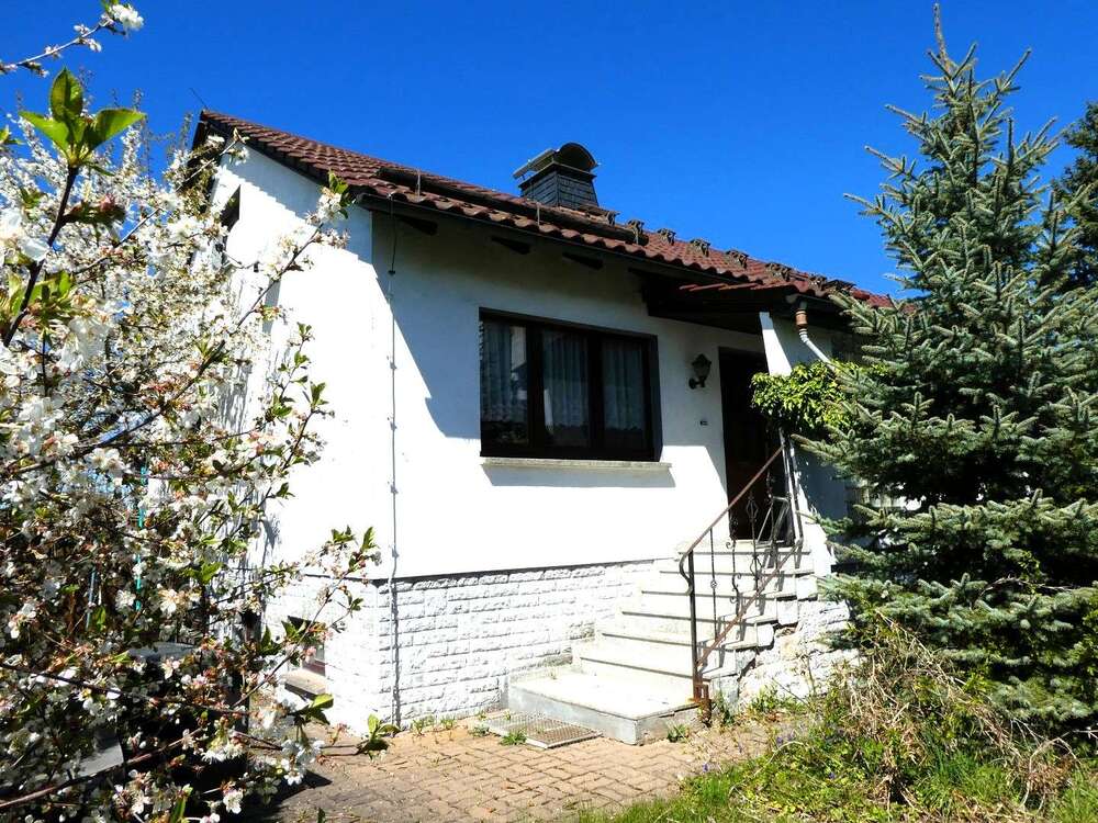 Thumbnail-Haus zum Kaufen in Greiz 199.000,00 € 135 m²