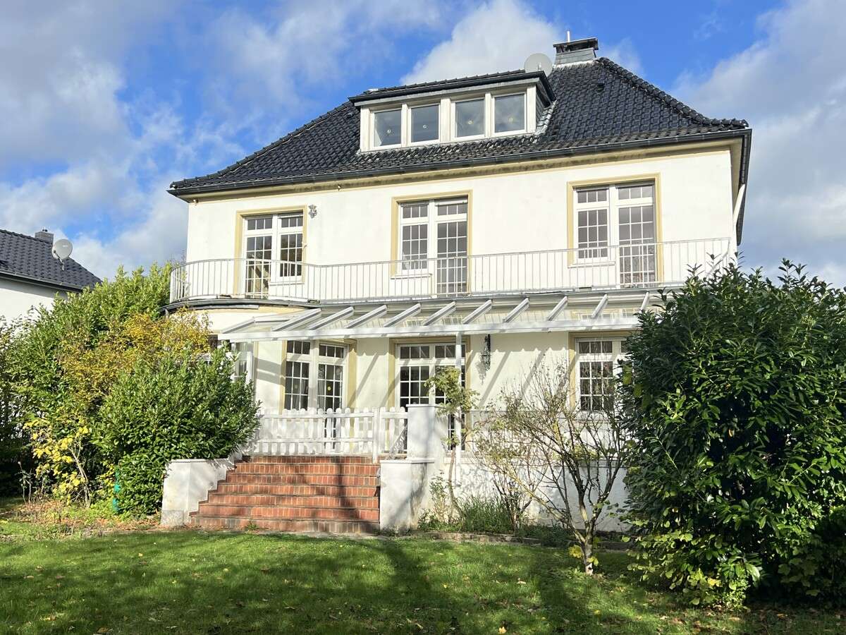Thumbnail-Haus zum Kaufen in Bad Neuenahr-Ahrweiler Ahrweiler 950.000,00 € 250.49 m²