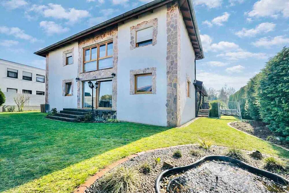 Thumbnail-Haus zum Kaufen in Holle 399.000,00 € 234.26 m²