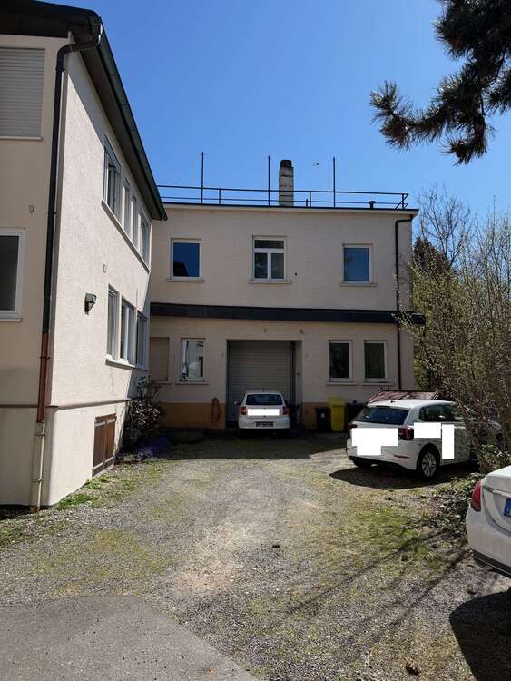 Thumbnail-Halle in Kirchheim-Teck 1.260,00 € 90 m²