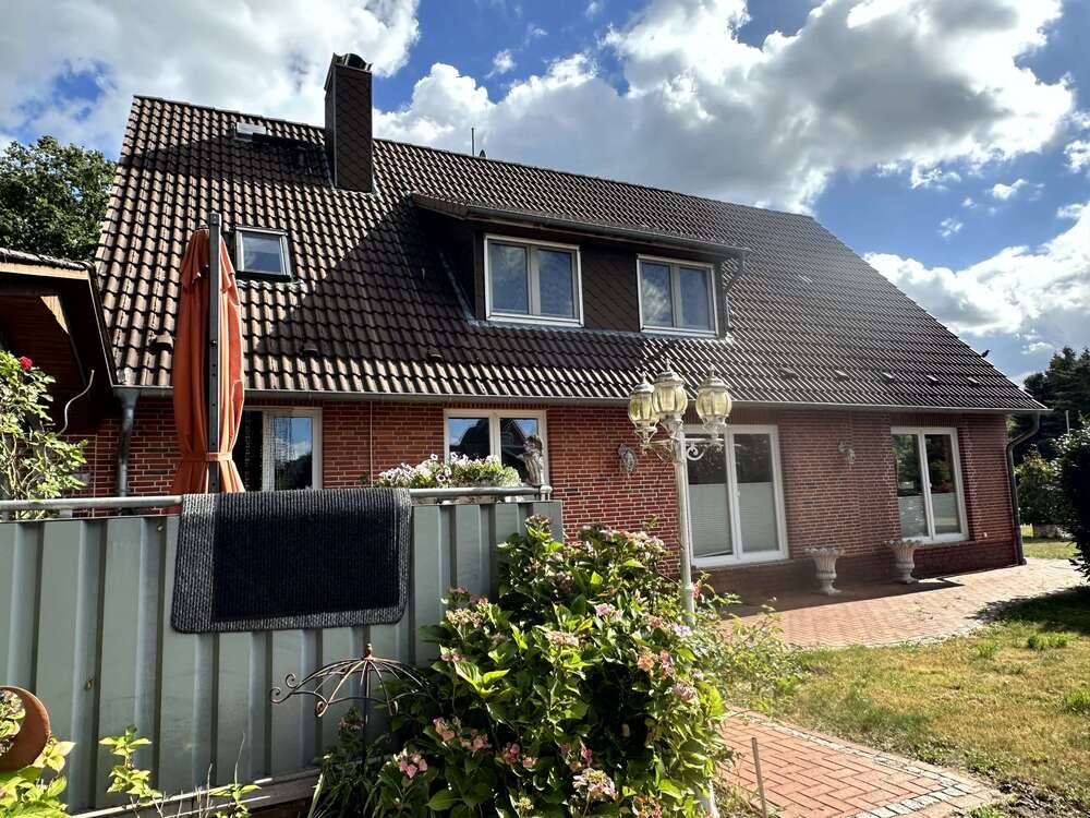 Thumbnail-Haus zum Kaufen in Kakenstorf 425.000,00 € 190 m²