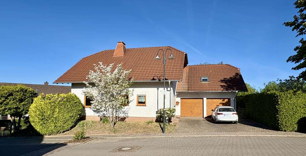 Thumbnail-Haus zum Kaufen in Saalstadt 355.000,00 € 180 m²