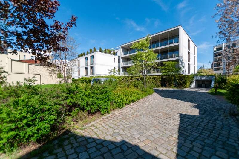 Thumbnail-Wohnung zum Mieten in Dresden 2.100,00 € 144.69 m²