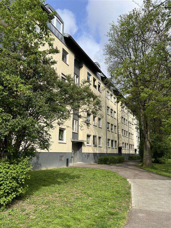 Thumbnail-Wohnung zum Mieten in Stuttgart 700,00 € 70 m²