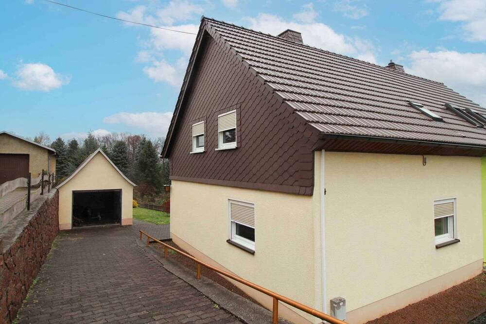 Thumbnail-Haus zum Kaufen in Lunzenau 75.000,00 € 82.01 m²