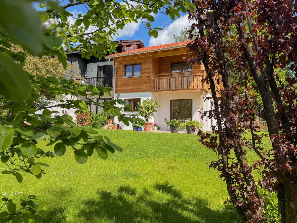 Thumbnail-Wohnung zum Mieten in Icking 2.100,00 € 102 m²