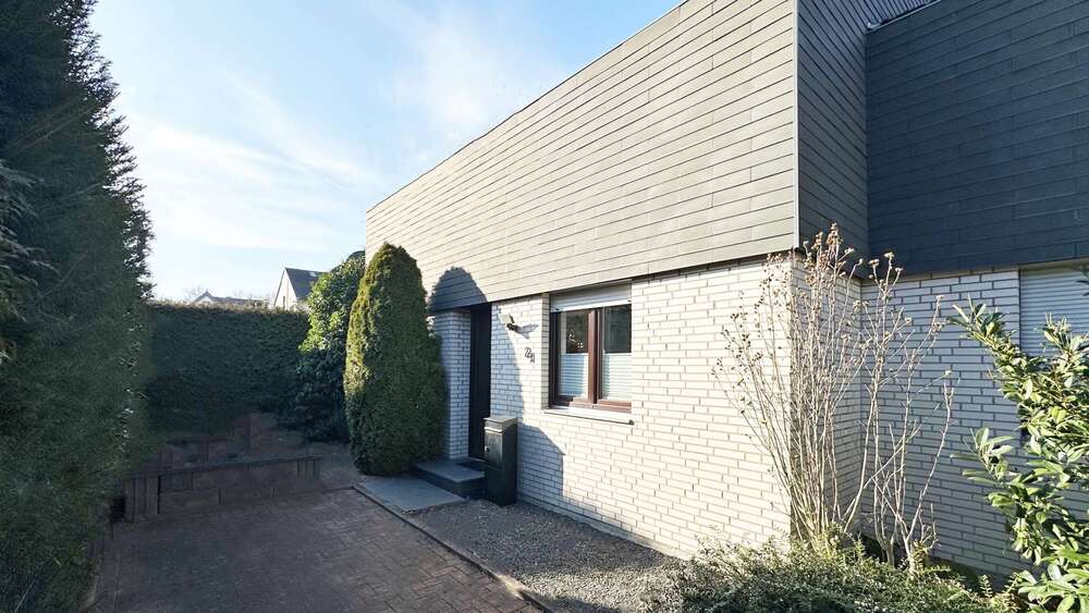 Thumbnail-Haus zum Kaufen in Lehrte 450.000,00 € 140 m²