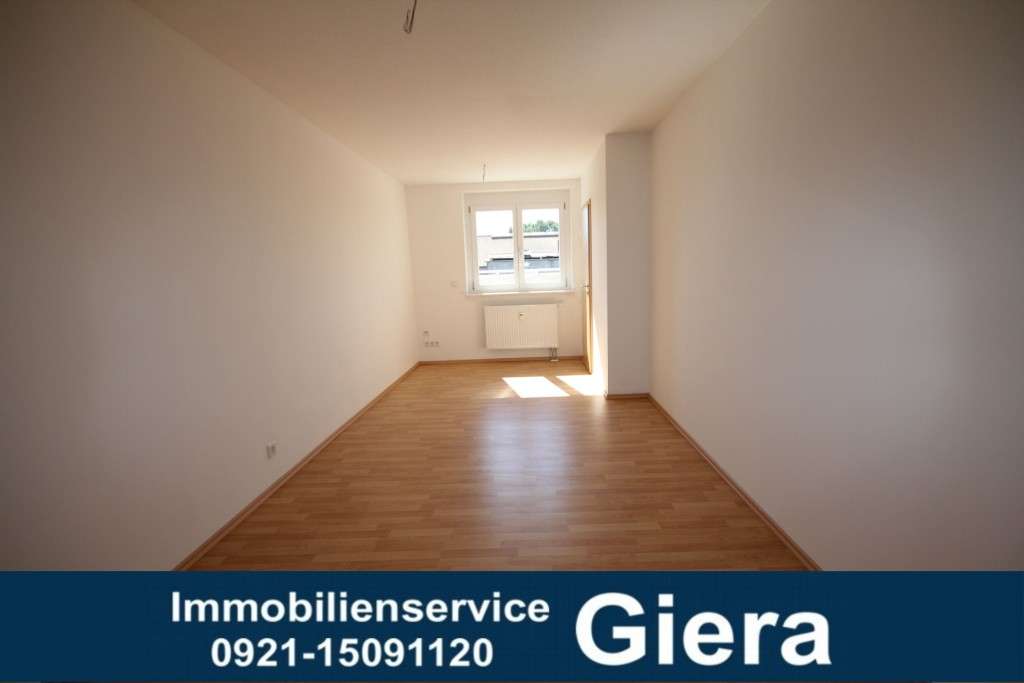 Thumbnail-Wohnung zum Mieten in Bayreuth 300,00 € 26.7 m²