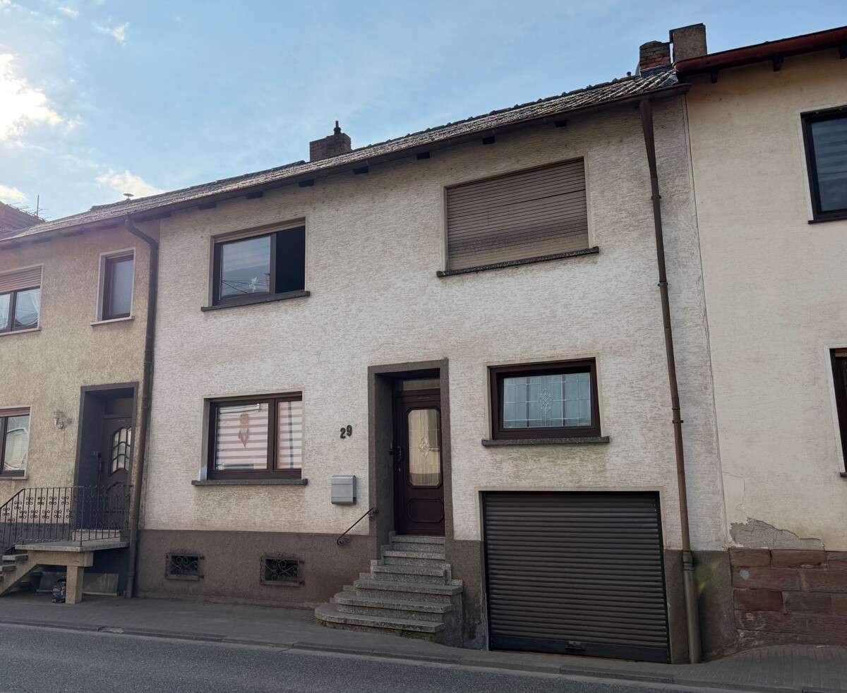 Thumbnail-Haus zum Kaufen in Püttlingen Köllerbach 135.000,00 € 132 m²