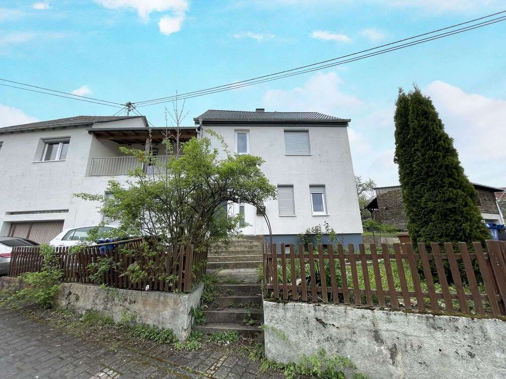 Thumbnail-Haus zum Kaufen in Linkenbach 219.000,00 € 155 m²